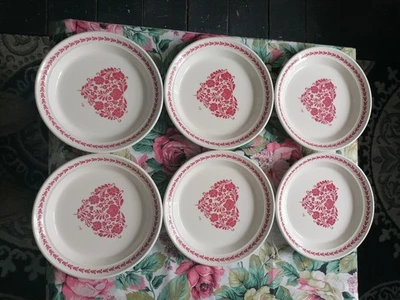 13 Portmeirion Jan Constantine Red Hearts Pottery Items Bowls and Plates. VGC - Image 1 of 4