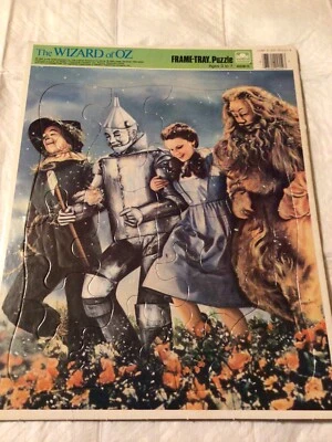 Rompecabezas de cartón con marco dorado 1988 El Mago de Oz hecho en EE. UU. Foto 1 de 3