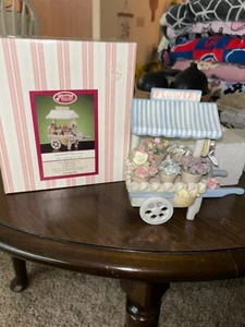 San Francisco Music Box Anna Rosa Flower Cart 6.5" H x 6" W x 3" D #842970024996 - Picture 1 of 2