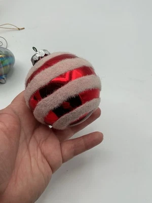 Fuzzy Wuzzy,Retro,Ornaments,Ball,Vintage,Christmas,Blown Glass,2008 Foto 1 de 3