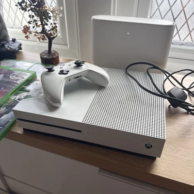 Microsoft Xbox One S 500GB Console with Wireless Controller - White - Image 1 of 4