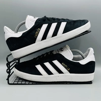 Adidas Gazelle Trainers Originals Black & White UK Size 8 - Image 1 of 4