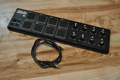 AKAI Pro LPD8 Portable MIDI Drum Pads & Controller + MiniUSB Cable - Image 1 of 2