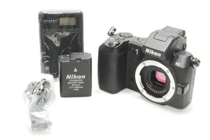 Nikon 1 V2 Body Black Z242 - Picture 1 of 8