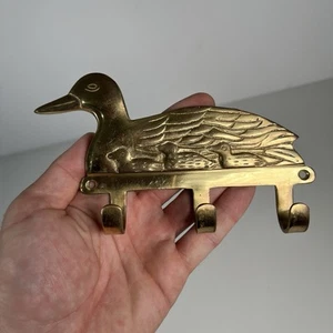 Vintage Brass Ducks Key Wall Hooks X 3 Ducklings Country - Picture 1 of 5