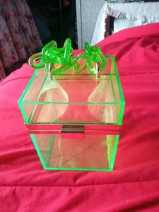 Cartera caja verde neón aspecto vintage mercancía ligera - Imagen 1 de 12