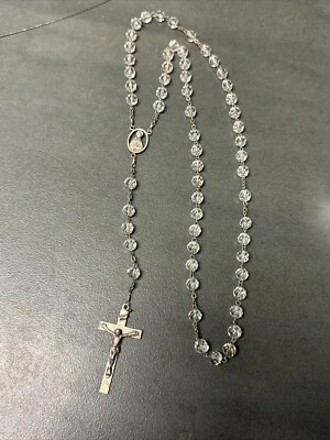 Crocifisso vintage AFCO in argento sterling con catena di perline c82 - Immagine 1 di 4