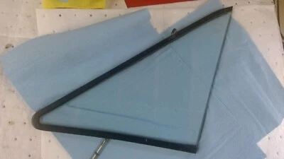 Ferrari 246 GT Original LH Ventana Ventilación Sin Agujero Foto 1 de 4