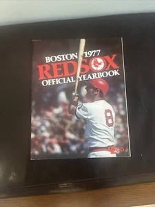 1977 Boston Red Sox Authentic Yearbook Carl Yastrzemski  - Bild 1 von 1