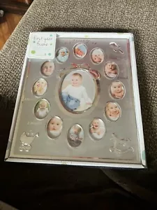 My First Year Baby Photo Frame Shower Gift Nursery Decor Boy Girl Pearhead New - Picture 1 of 1