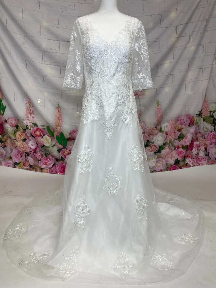 Vestido de novia con apliques de encaje manga 3/4 para mujer Foto 1 de 4