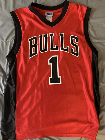 Derrick Rose #1 Chicago Bulls NBA Basketball Jersey NBA Size: Medium Cover