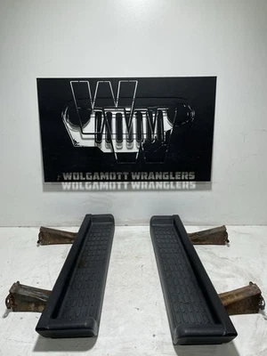 01 02 03 04 05 06 Jeep TJ Wrangler peldaños laterales estriberas conductor y pasajero Foto 1 de 4