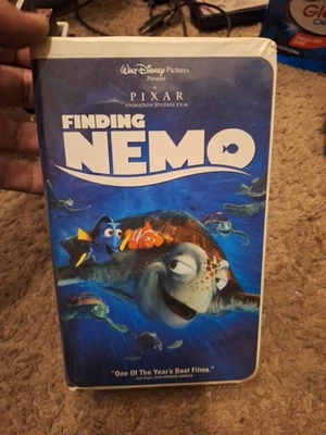 Disney Pixar Finding Nemo VHS - Imagem 1 de 3