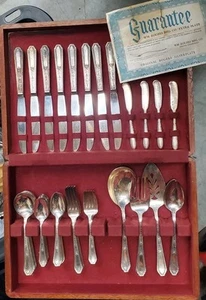 Antique Wm Roger’s Flatware And Case And Set - Picture 1 of 2