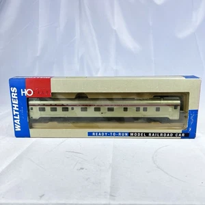 HO Walthers 932-6722 Santa Fe Pullman Standard 6-6-4 posti letto auto passeggeri ATSF - Foto 1 di 8