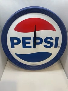 Vintage Pepsi Advertising Wall Clock - Picture 1 of 6