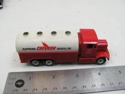 LLedo Advertising CHEVRON SUPREME GASOLINE TRUCK Diecast Toy #18 England - Image 1 of 4