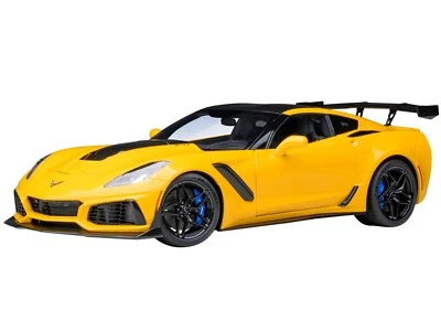 2019 CHEVROLET CORVETTE C7 ZR1 RACING YELLOW TINTCOAT 1/18 MODEL AUTOART 71278 - Image 1 of 4