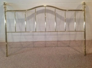 Metal headboard - Picture 1 of 1