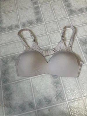 Sujetador Warners Cloud 9 Wire Free Bra con Elevación RN2771A Beige Nude talla 36B Foto 1 de 4