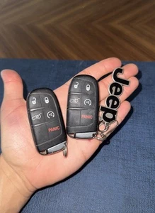 Jeep Grand Cherokee 2014-21 entrada inteligente sin llave llaveros remotos transmisor OEM - Imagen 1 de 2