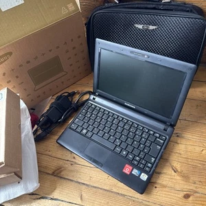 Portátil/Netbook Samsung NP-N150 2 GB RAM WIN 10 Home + EMBALAJE ORIGINAL + funda de alta calidad - Imagen 1 de 24