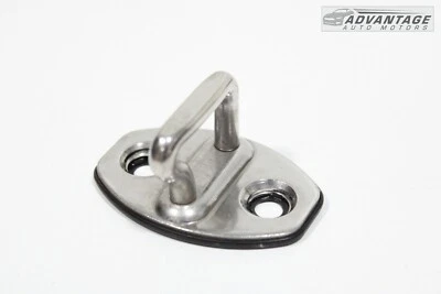 AUDI A4 QUATTRO B9 2017-2023 PESTILLO PUERTA DELANTERA O TRASERA IZQUIERDA O DERECHA STRIKER OEM Foto 1 de 4