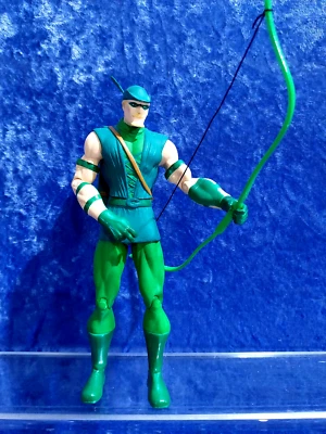 DC Direct 2006 Identity Crisis Loose Green Arrow - Image 1 of 3