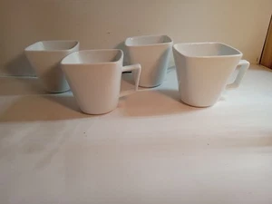 4er Set ~ Target Home Porzellan ~ Basic weiß quadratischer Boden Kaffee/Teetassen/Tassen - Bild 1 von 5