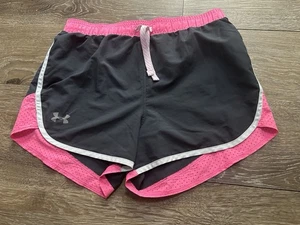 Under Armour Girls Athletic Shorts Youth Large - Black with Pink Accents (VGUC) - Picture 1 of 3