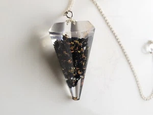 Natural Tourmaline Pendulum / Tourmaline Orgone Pyramid Pendulum / 6 Sided Cone - Picture 1 of 7