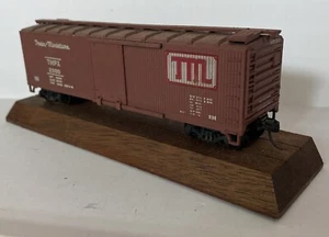 Train Miniature HO Scale Store Promotional Car TMPX 2000 For Display - Picture 1 of 4
