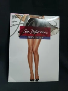 Parte superior Hanes Silk Reflections sin control punta transparente talla EF color poco color B034 - Imagen 1 de 6