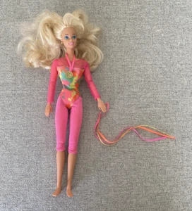 1993 Articulated Gymnast Barbie Doll Bend & Move Body Olympics Jointed Dressed - Picture 1 of 14