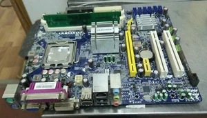 Placa madre Foxconn G41MX-K LGA 775 Intel G41 Micro ATX con Q8200 y 1 GB de memoria - Imagen 1 de 1