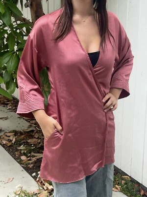 Bata vintage Bill Tice Saks Fifth Avenue talla S sedosa años 70 falta faja Foto 1 de 4