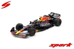 Spark 12S033 1/12 Red Bull RB18 No.11 Winner Singapore GP 2022 Sergio Perez - Picture 1 of 8