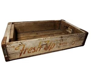 Vintage "Fresh Up with 7up" Soda Pop Wood Crate Box - Picture 1 of 8