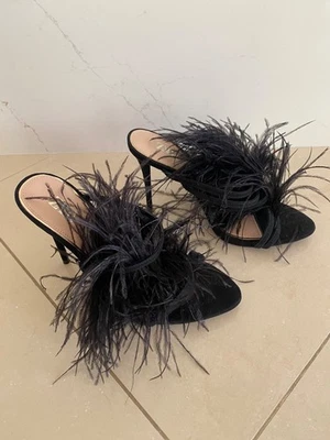 Novas sandálias boudoir de festa Zara preto salto emplumado tamanho UE 37 - Imagem 1 de 4