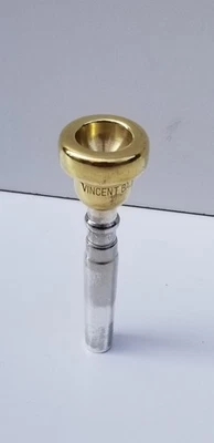 VINCENT BACH CORP. NUEVA YORK 7 TROMPETA BOQUILLA PLATA Y ORO (AÑOS 40) Foto 1 de 4