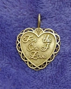 14K VINTAGE MICHAEL ANTHONY SOLID YELLOW ENGRAVED HEART FILIGREE HALO PENDANT. - Picture 1 of 4