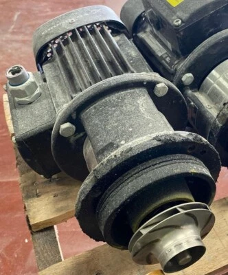 Bomba de refrigerante Grundfos #TP 32-160/2 A-G-A-RUUE Foto 1 de 4