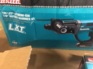 NUEVO KIT DE MARTILLOS ROTATIVOS MAKITA 18V LXT 7/8" SDS-PLUS CON BATERÍAS 2-5.0 # XRH03T - Imagen 1 de 7