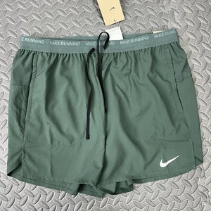 Pantaloncini da corsa Nike Stride taglia 2XL uomo verde 5" slip foderati Dri Fit $55 - Foto 1 di 10