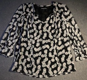 KARL LAGERFELD luxuriöse schwarz-weiße Bluse mit Blumenmuster und Rüschenausschnitt SMALL - Bild 1 von 7