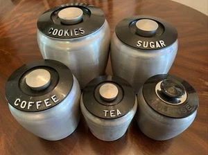 Vintage 50er Jahre MCM Kromex Aluminium gesponnen 5 Kanister Set mit Deckel - Bild 1 von 3