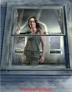The Sarah Connor Chronicles " Lena Headey 8x10 Photo-Matte Finish - Picture 1 of 1