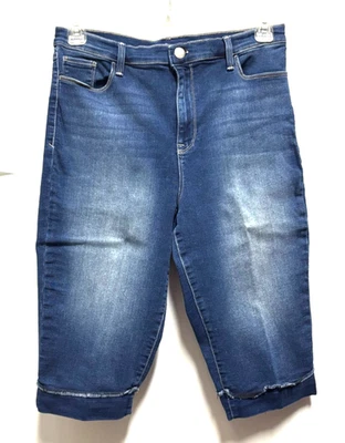 Bandolino Denim Jeans Capris Cropped Pants Size 12 Stretch Denim - Image 1 of 4