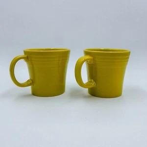 Fiestaware Chartreuce Large D Handle 15 Oz Tapered Coffee Mugs Pair HLC USA Lime - Picture 1 of 9